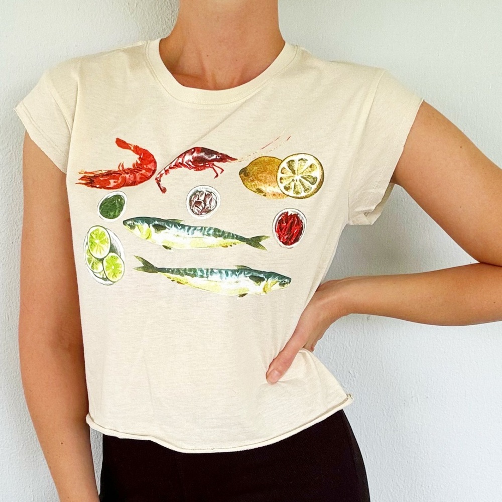 Goodie Two Sleeves New Orleans Seafood graphic print cropped boxy fit tee XS
